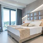 Exclusive Mative Villa *