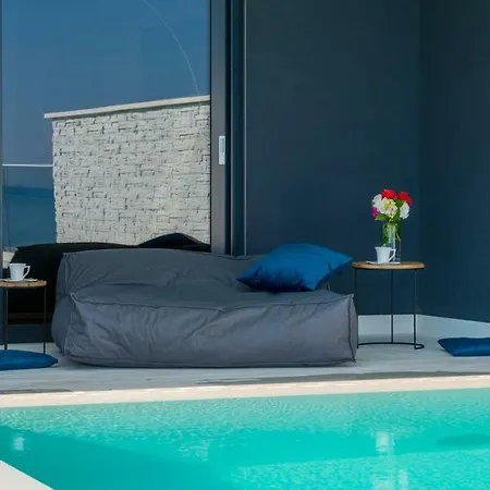 Villa Exclusive Mative *